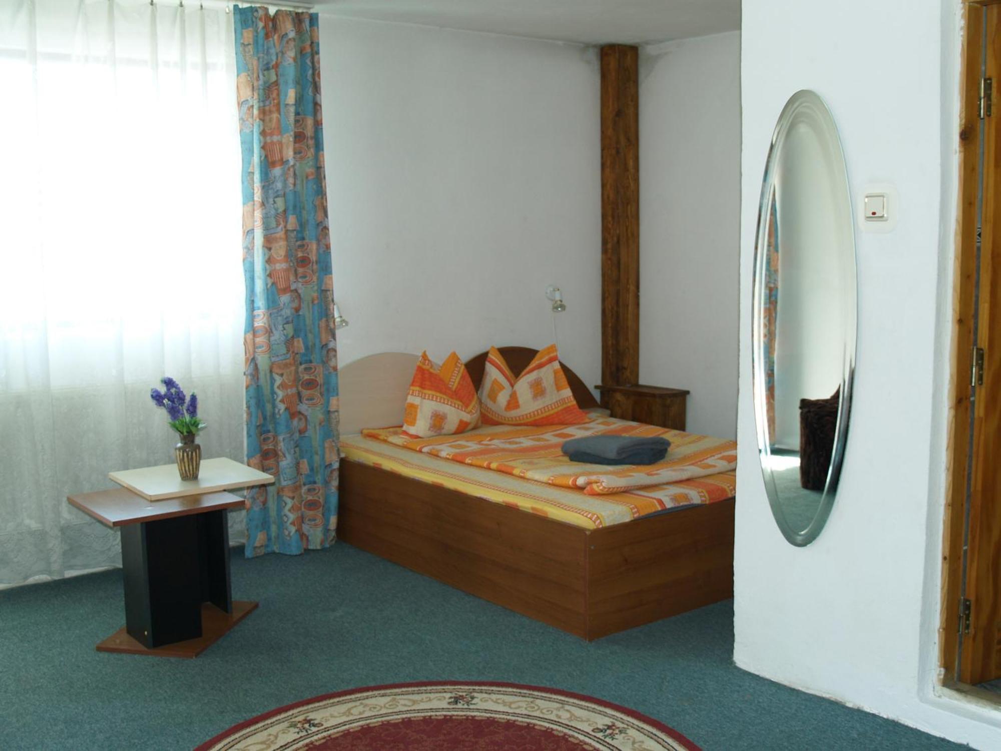 Predeal Club Quarto foto